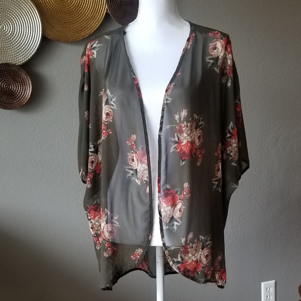 Sky Plus - Green Floral Kimono Coverup